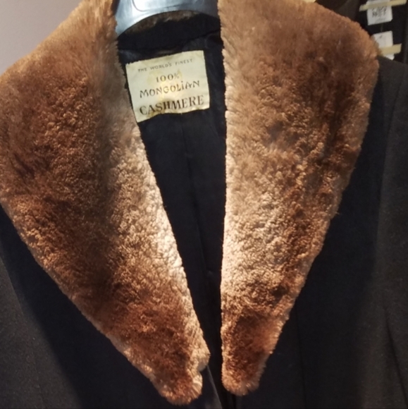 GIVENCHY unlabeled Neiman Marcus Mongolian cashmere fur collar raccoon vintage - Picture 12 of 17